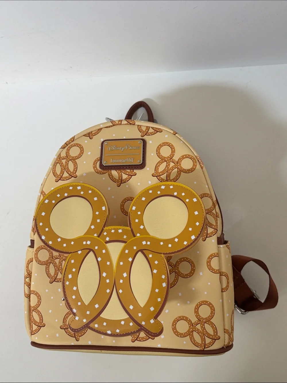 2022 Disney Parks WDW Mickey Mouse Scented Pretzel Loungefly Mini Backpack